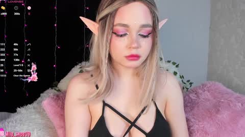 Snapshot of cocaxemen chatting on 12-22-24, 09:53 Mila online show from 12-22-24, 09:53