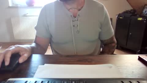 cock4onenight online show from 09-10-25, 09:09