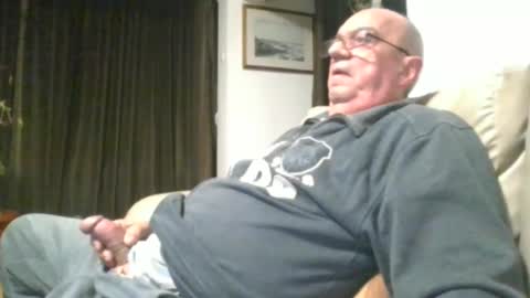 Snapshot of cock9635 chatting on 12-31-24, 06:02 cock9635 online show from 12-31-24, 06:02