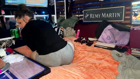 COCK N CREAMZ  WET DREAMZ online show from 12-27-24, 07:29