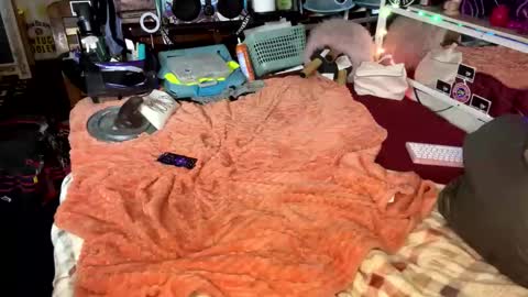 COCK N CREAMZ  WET DREAMZ online show from 01-13-25, 11:52