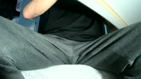 Ask me  online show from 02-12-25, 10:37