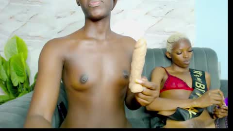 daniella online show from 09-23-25, 01:08