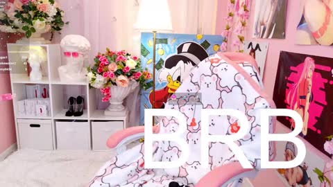 Snapshot of coconut_mia chatting on 01-09-25, 12:03 Mia online show from 01-09-25, 12:03