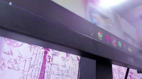 Cocoo  online show from 04-18-26, 12:20