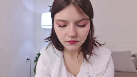 Kim online show from 05-03-26, 06:08