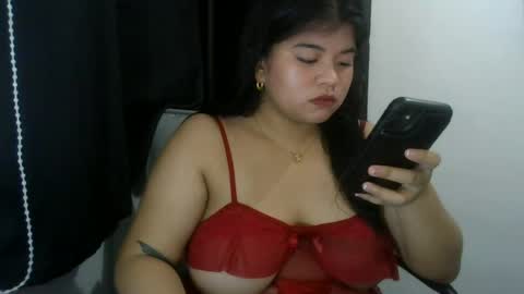 Snapshot of cocovelvet01 chatting on 07-01-26, 06:15 cocovelvet01 online show from 07-01-26, 06:15