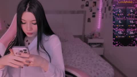 Snapshot of coddleweeper chatting on 12-30-24, 07:26 Hello guys my name is Coddle online show from 12-30-24, 07:26