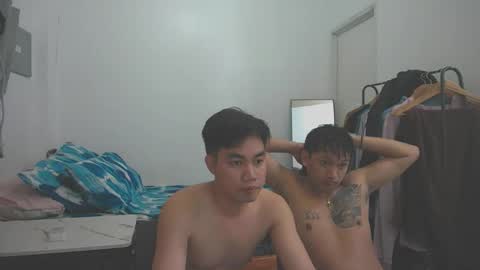 Snapshot of codicks chatting on 03-25-26, 01:44 Cody online show from 03-25-26, 01:44