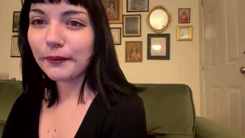 Charlotte online show from 04-11-26, 05:34