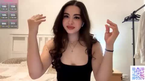 Yumi online show from 03-24-26, 12:26