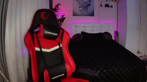 Snapshot of cokeyspeed69 chatting on 01-25-25, 11:02 Ur goddess Nikki online show from 01-25-25, 11:02