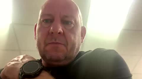 col4nows online show from 10-24-25, 09:17