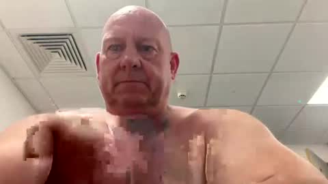 col4nows online show from 08-01-26, 10:03