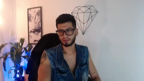 Snapshot of colby_smit chatting on 04-19-26, 08:44 Colby online show from 04-19-26, 08:44