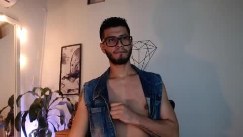 Snapshot of colby_smit chatting on 05-20-26, 02:51 Colby online show from 05-20-26, 02:51