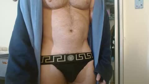 Snapshot of colbymoney chatting on 11-03-25, 12:17 Colby big dick money online show from 11-03-25, 12:17