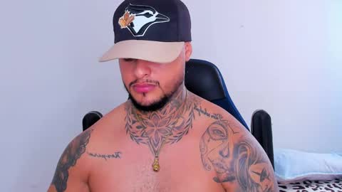 colin_fox1 online show from 03-30-26, 06:09