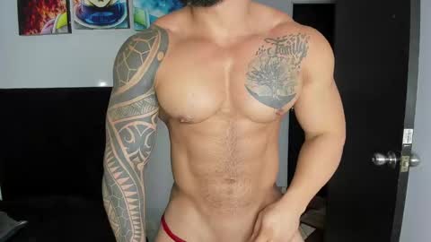 Snapshot of college_muscle_ass chatting on 01-08-25, 01:52 college_muscle_ass online show from 01-08-25, 01:52