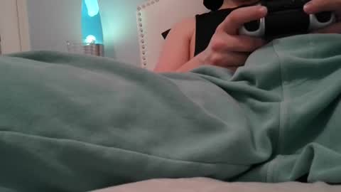 Snapshot of collegecannon chatting on 12-18-24, 07:04 collegecannon online show from 12-18-24, 07:04