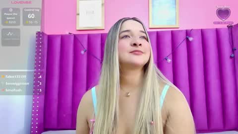 Snapshot of collegepawglovedaddy chatting on 12-03-25, 08:07 MEGAN online show from 12-03-25, 08:07