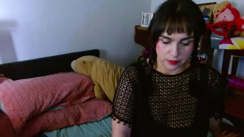 Collette online show from 05-17-26, 04:21