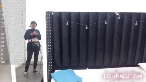 Snapshot of colombia_mommy_ chatting on 01-10-25, 12:26 GRETCHEN online show from 01-10-25, 12:26