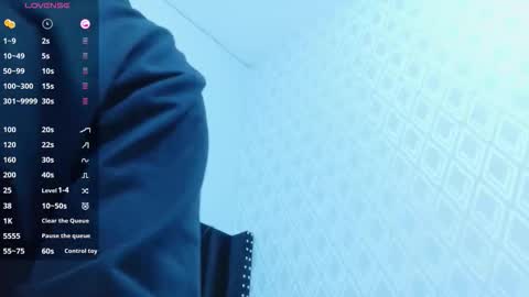 Snapshot of colombia_mommy_ chatting on 09-10-25, 12:27 GRETCHEN online show from 09-10-25, 12:27