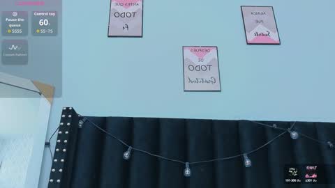 Snapshot of colombia_mommy_ chatting on 09-30-25, 12:32 GRETCHEN online show from 09-30-25, 12:32