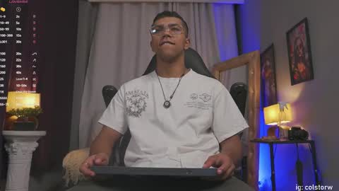 Snapshot of colstorw_ chatting on 04-24-26, 10:07 colstorw_ online show from 04-24-26, 10:07