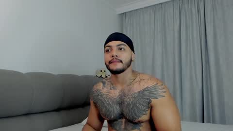 Jhoan online show from 01-29-25, 02:40