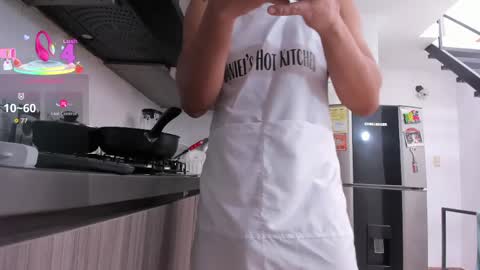 Damian and Daniel online show from 04-13-26, 02:55