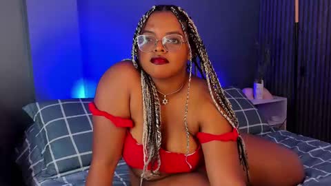 Snapshot of conielaurenth chatting on 02-10-25, 02:08 conielaurenth online show from 02-10-25, 02:08