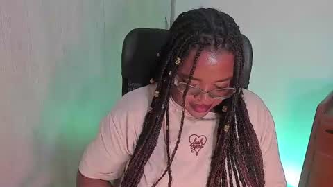 Snapshot of conielaurenth chatting on 07-15-26, 06:18 conielaurenth online show from 07-15-26, 06:18