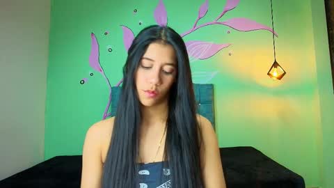 C O N N I E online show from 11-28-25, 02:47