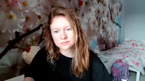 Snapshot of connie_daw chatting on 01-18-25, 08:10 Connie Daw online show from 01-18-25, 08:10