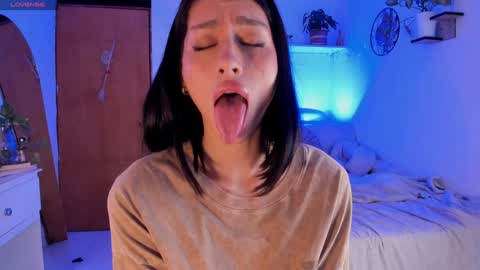 connie    online show from 01-19-25, 04:25