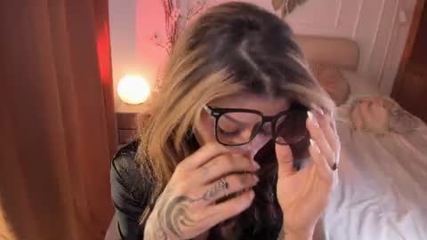 Snapshot of connie_deep chatting on 07-18-26, 01:15 connie online show from 07-18-26, 01:15