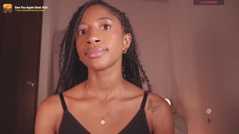 Snapshot of connie_west0 chatting on 12-31-24, 02:19 independent model online show from 12-31-24, 02:19