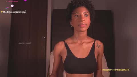 Snapshot of connie_west0 chatting on 09-21-25, 11:28 independent model online show from 09-21-25, 11:28