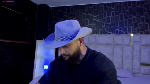 rusfegui online show from 02-02-25, 01:02