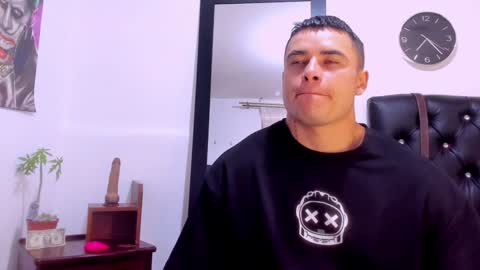 Snapshot of connorsmith_26 chatting on 01-17-25, 12:21 Connor Smith online show from 01-17-25, 12:21