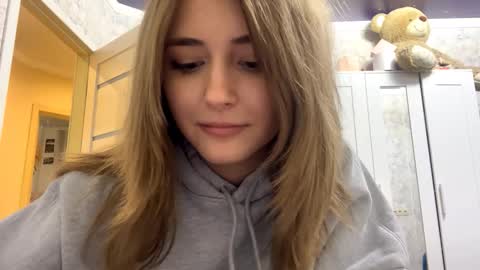 Amelia online show from 02-11-26, 03:39