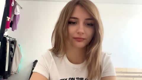 Amelia online show from 03-02-26, 12:34