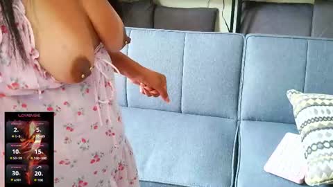 Snapshot of controllercutie chatting on 07-14-26, 05:40 controllercutie online show from 07-14-26, 05:40