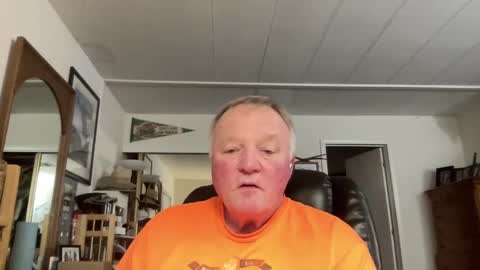 cookoosnest online show from 02-05-25, 02:08