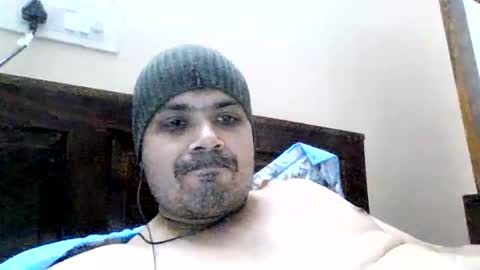 Snapshot of cool_breeze09 chatting on 11-12-25, 06:19 Cool Breeze09 online show from 11-12-25, 06:19