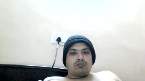 Cool Breeze09 online show from 02-13-26, 07:21