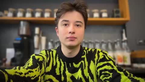 Lisa and Alen online show from 02-15-25, 06:12