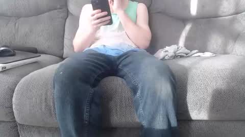Snapshot of copper_crotch chatting on 06-08-26, 12:36 copper_crotch online show from 06-08-26, 12:36
